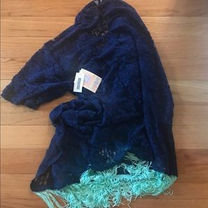 LuLaRoe Large Monroe Lace😍